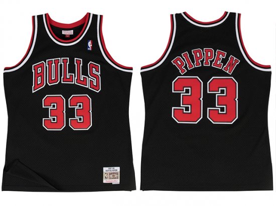 Chicago Bulls #33 Scottie Pippen 1997-98 Black Hardwood Classics Jersey