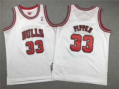 Youth Chicago Bulls #33 Scottie Pippen White 1997-98 Hardwood Classics Jersey