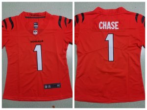 Women's Cincinnati Bengals #1 Ja'Marr Chase Orange Vapor Limited Jersey