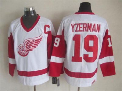 Detroit Red Wings #19 Steve Yzerman 2002 CCM Vintage White Jersey