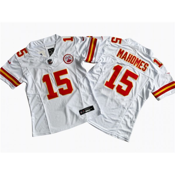 Kansas City Chiefs #15 Patrick Mahomes Women's White Vapor F.U.S.E. Limited Jersey